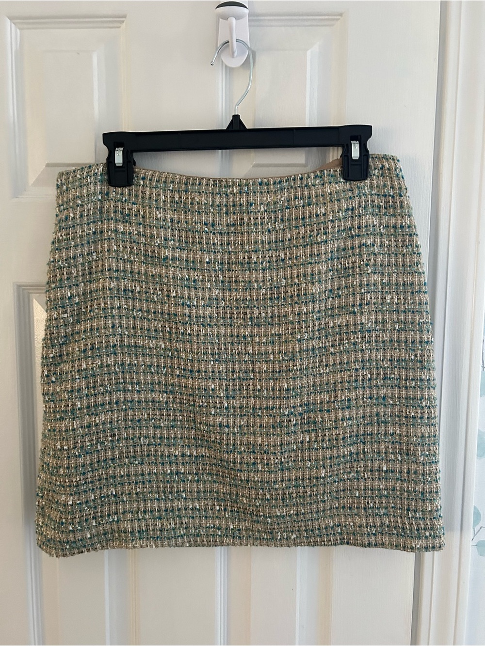 Ann Taylor Green Cream Tweed Mini Skirt with Subtle Metallic Thread
